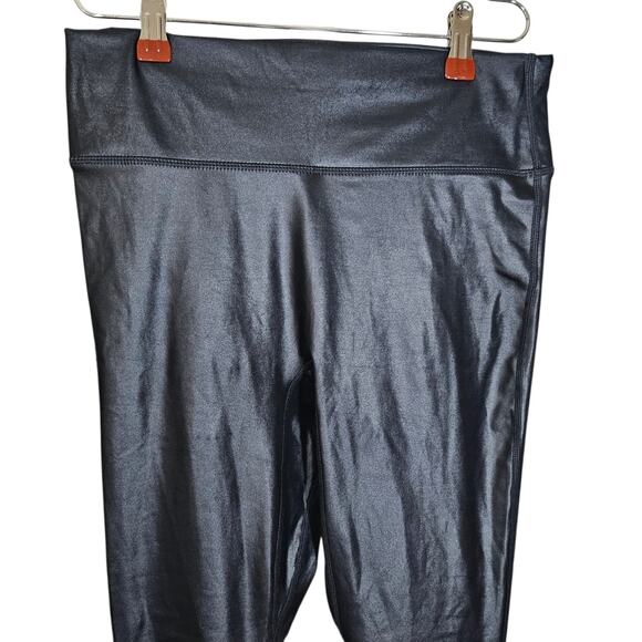 Fabletics Anywhere Motion365+ Black Dhine High-Waisted Leggings - Picture 8 of 12